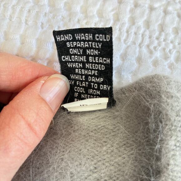 Vtg Ballet Faux Wrap Sweater Angora Blend Women M Gray Moda Int’l Soft‎ Fuzzy - Picture 8 of 12